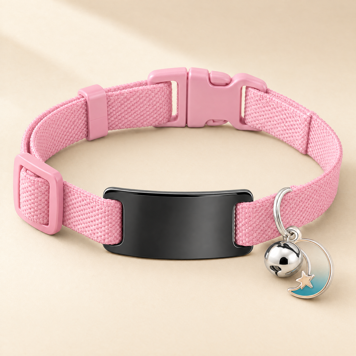 Collier chat élastique rose, médaille noire